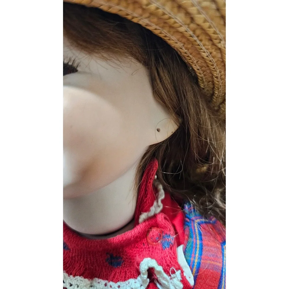 Dianna Effner Expressions Kayla II Porcelain Doll 28